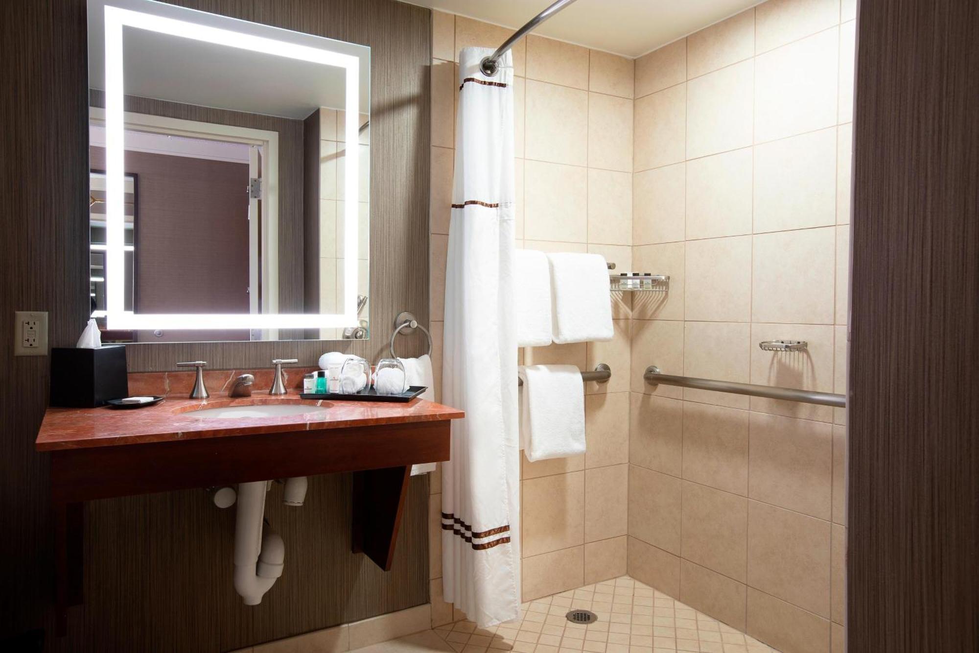 Sheraton نياغارا فالس، نيويورك المظهر الخارجي الصورة